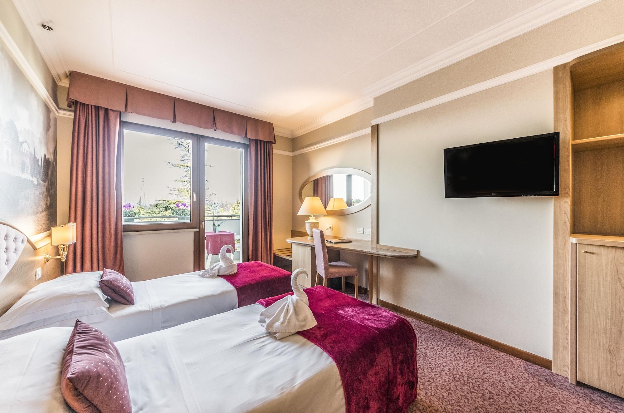 Hotel Fiorita 4*