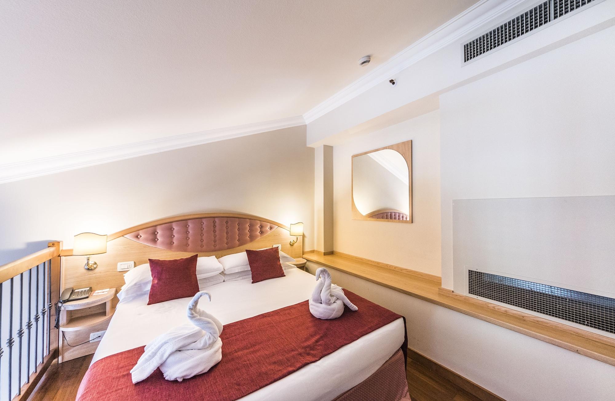 Fiorita Hotel 4*