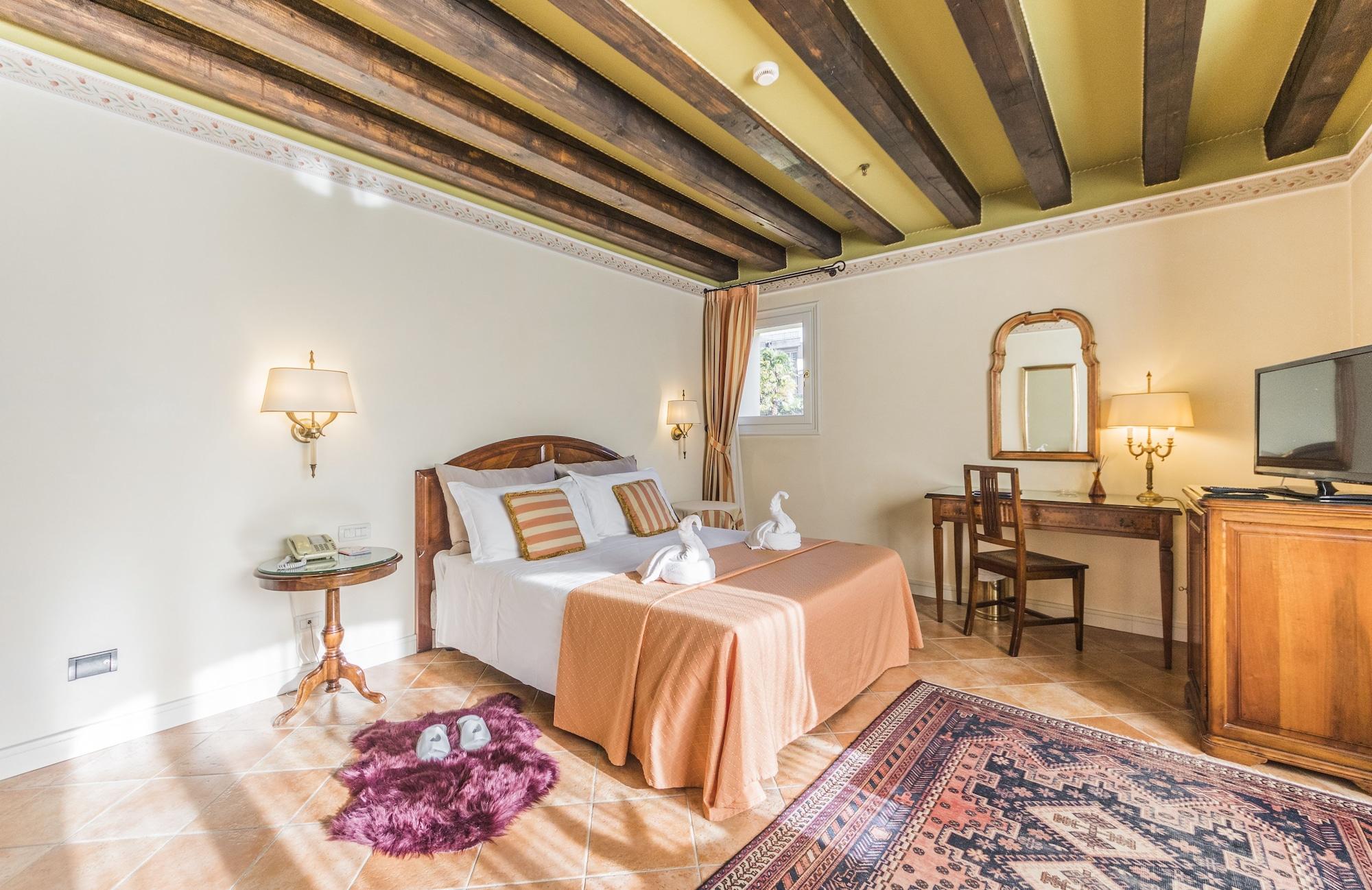 Fiorita Hotel 4*