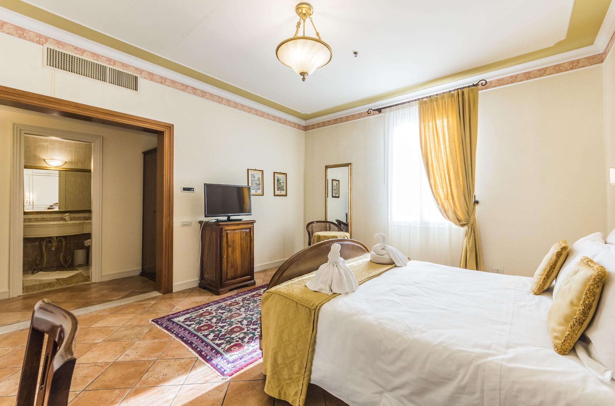 Hotel Fiorita 4*